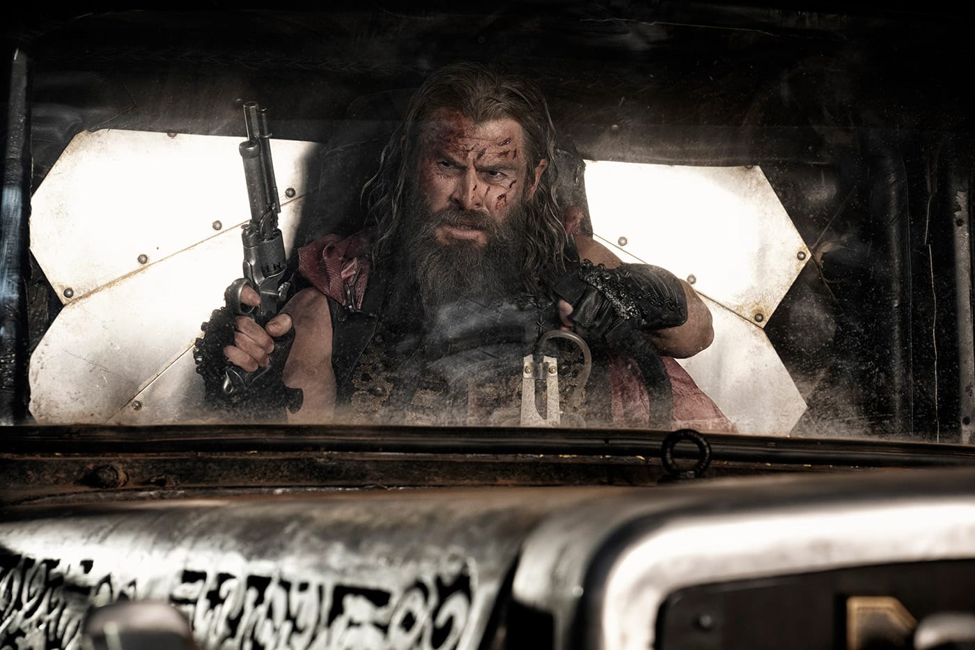 Furiosa: A Mad Max Saga - Photo: Jasin Boland